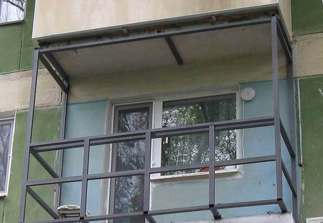 Альтернативное остекление балкона оргстеклом вместо стекла Ногинск