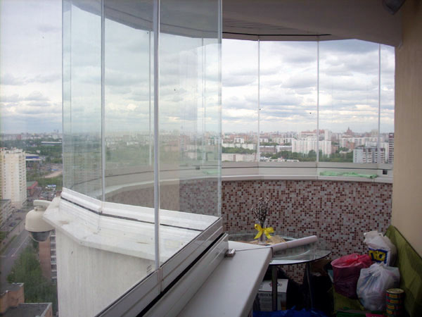 Остекление балконов: эркерных, круглых, закругленных Ногинск